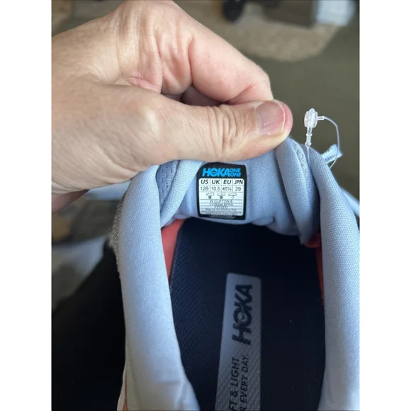 Hoka One Clifton 8 Women's Running Shoes Size 12 Blue/White Never Worn - Picture 5 of 6